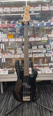 エレキベース|SQUIER