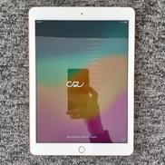 IPAD 第6世代|APPLE / AU