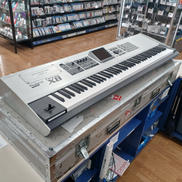 シンセサイザー|ROLAND