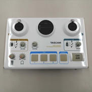 オーディオインターフェース|TASCAM
