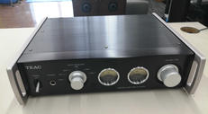 DAC搭載プリメインアンプ|TEAC