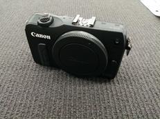 ミラーレス一眼レフボディ|CANON