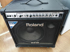ベースアンプ|ROLAND