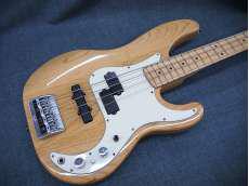 プレシジョンベースタイプ|FENDER