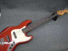 ジャズベースタイプ|FENDER