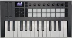 MIDIキーボード|NOVATION