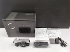 ミラーレス一眼|OLYMPUS