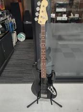 エレキベース|FENDER