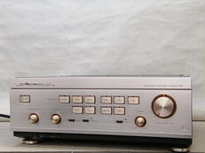 プリメインアンプ|LUXMAN
