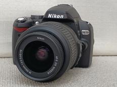 デジタル一眼レフ ダブルズームキット|NIKON