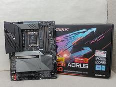 マザーボード|GIGABYTE