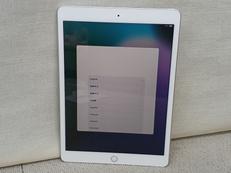 I PAD|APPLE
