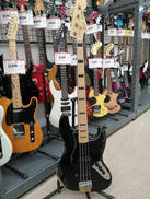 エレキベース|FENDER JAPAN