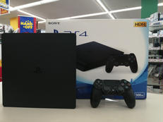 プレイステーション4本体|SONY