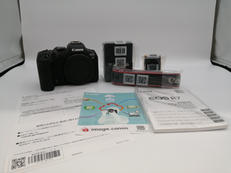 ミラーレス一眼|CANON