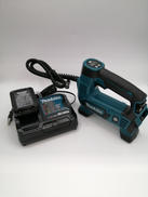 充電式空気入れ/MP100D|MAKITA