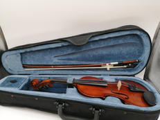ヴァイオリン|ENA VIOLIN