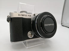 ミラーレス一眼|OLYMPUS