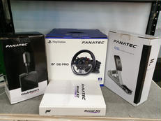 ステアリングコントローラー|FANATEC