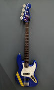 エレキベース|SQUIER