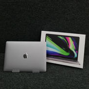 MACBOOK PRO|APPLE