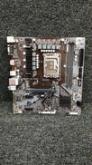 マザーボード|GIGABYTE