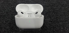 AIRPODS|APPLE