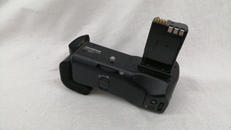 バッテリーホルダー|OLYMPUS