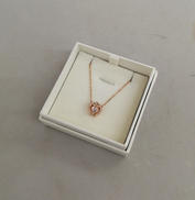 石付きネックレス|SWAROVSKI