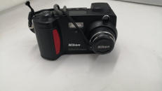 デジタルカメラ|NIKON