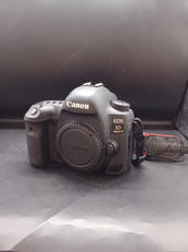 デジタル一眼レフ|CANON