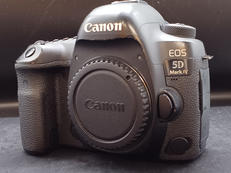 デジタル一眼レフボディ|CANON