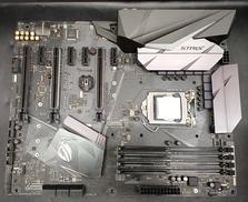 マザーボード|ASUS