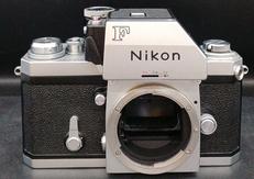 一眼レフカメラ|NIKON