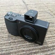 コンパクトデジタルカメラ|RICOH