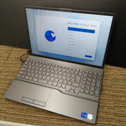 ノートパソコン|FUJITSU