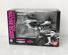 仮面ライダーディケイド|BANDAI