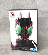 S.H.FIGUARTS 仮面ライダーディケイド|BANDAI