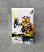 S.H.FIGUARTS 仮面ライダーバルキリー|BANDAI