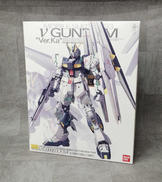 機動戦士ガンダム 逆襲のシャア|BANDAI