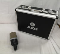 コンデンサーマイク|AKG