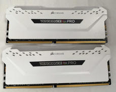 メモリ DDR4 16GB×2|CORSAIR
