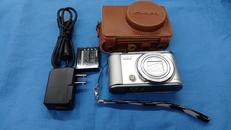 デジタルカメラ|CASIO