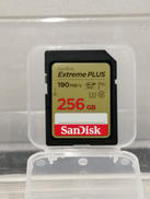 メモリーカード|SANDISK