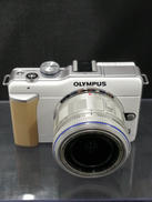 ミラーレス一眼レンズキット|OLYMPUS