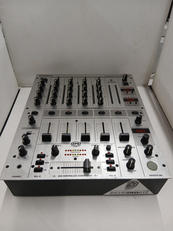 DJミキサー|BEHRINGER