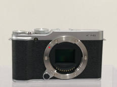 ミラーレス一眼カメラボディ|FUJIFILM