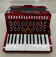 アコーディオン|TOMBO