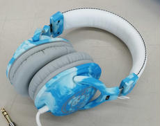 ヘッドホン|ユニバーサル