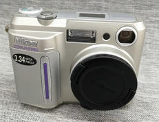 デジタルカメラ|NIKON